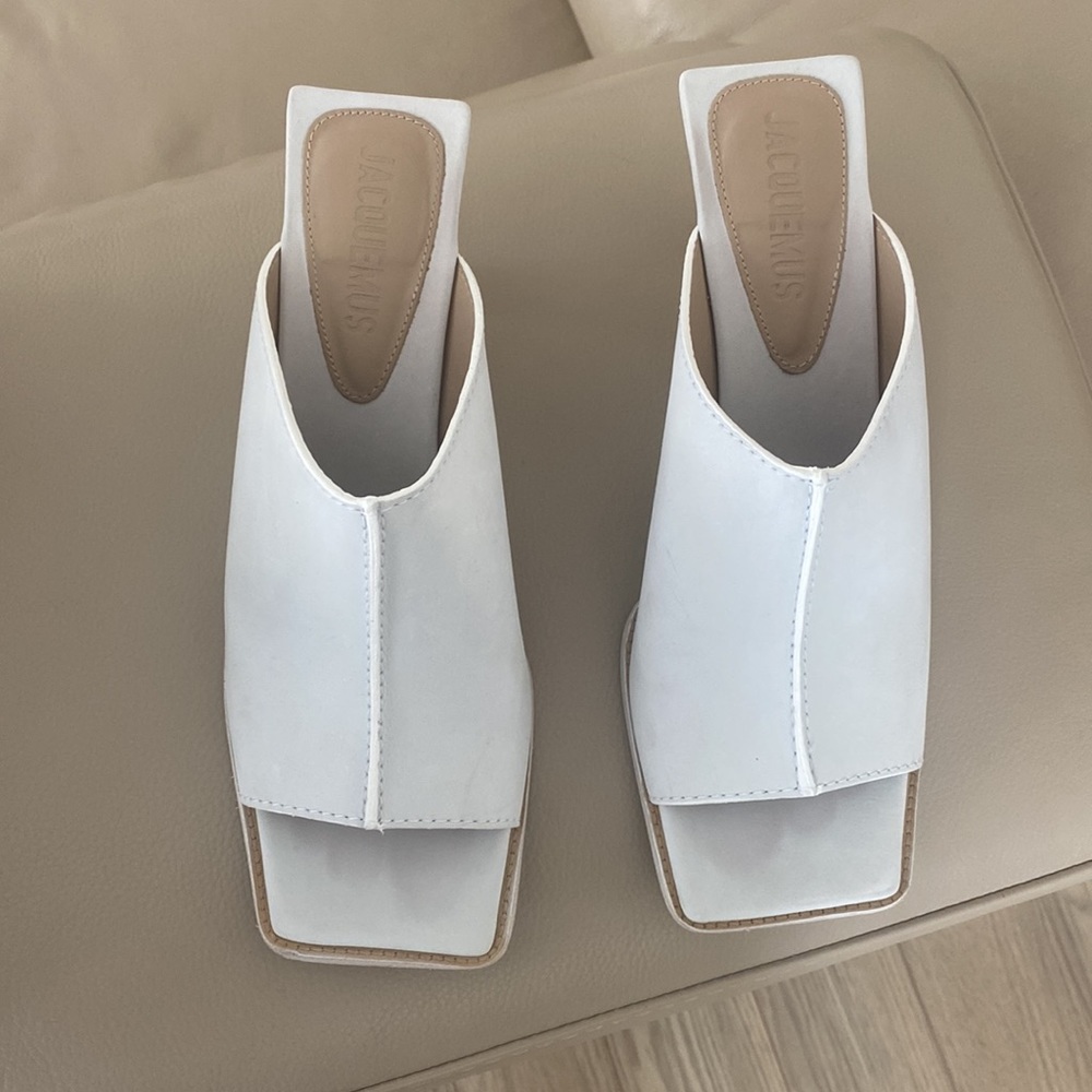 JACQUEMUS Les Mules Carino, open toe sandals sz 39. ✨